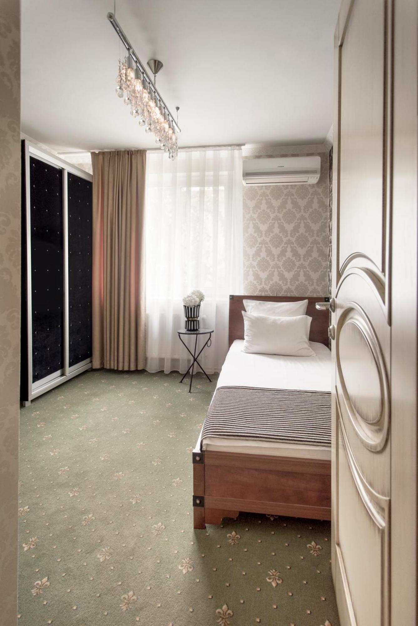 Weekend Boutique Hotel Chisinau Eksteriør bilde
