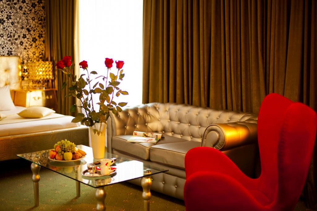 Weekend Boutique Hotel Chisinau Eksteriør bilde