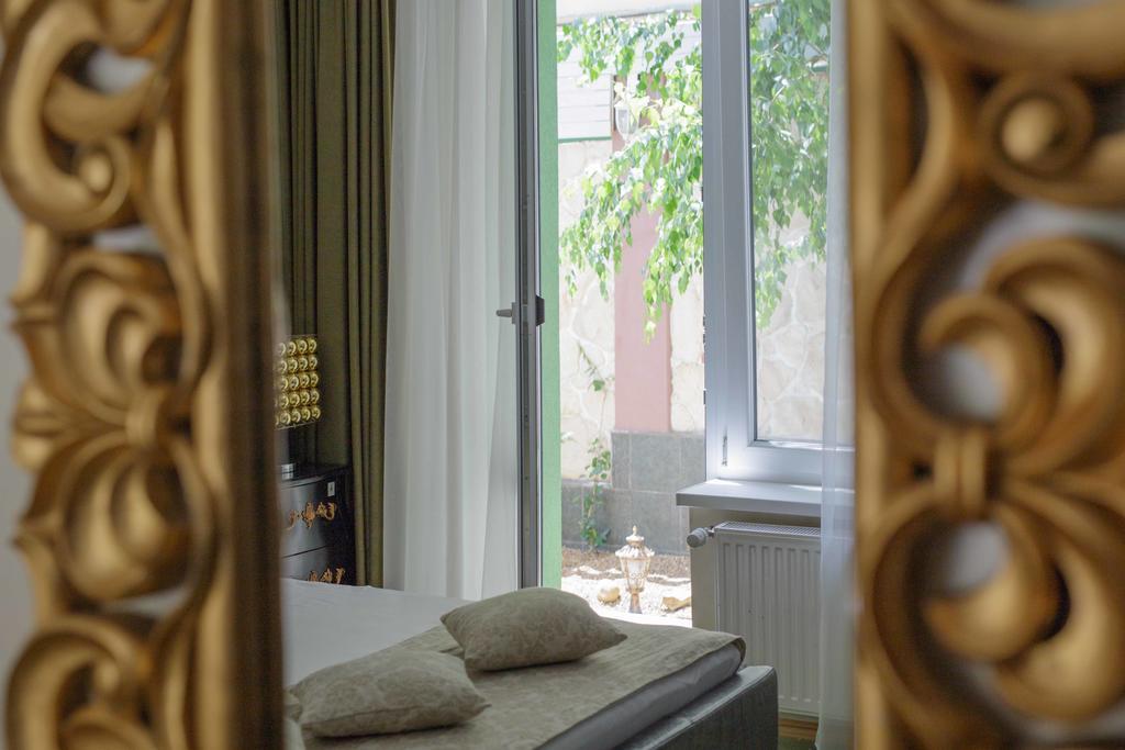 Weekend Boutique Hotel Chisinau Eksteriør bilde