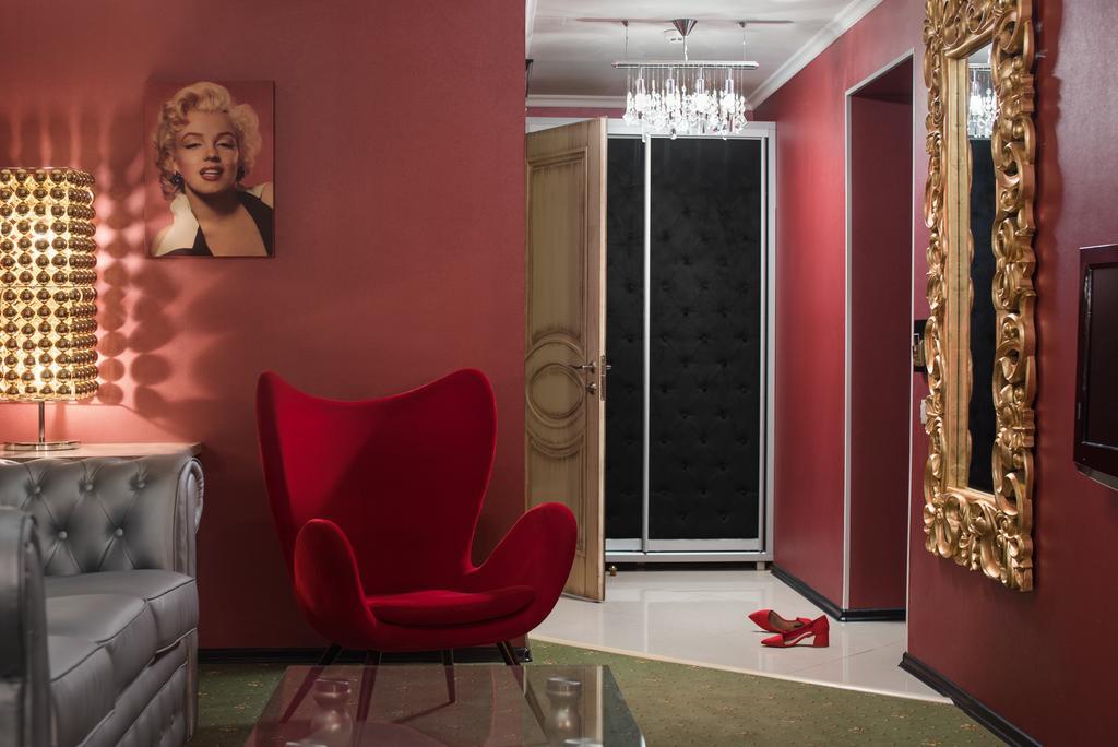 Weekend Boutique Hotel Chisinau Eksteriør bilde